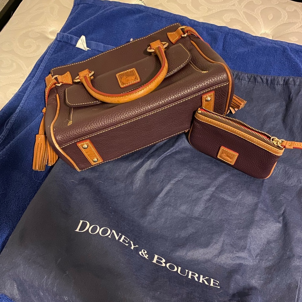 Plum Dooney & Bourke satchel with matching card holder